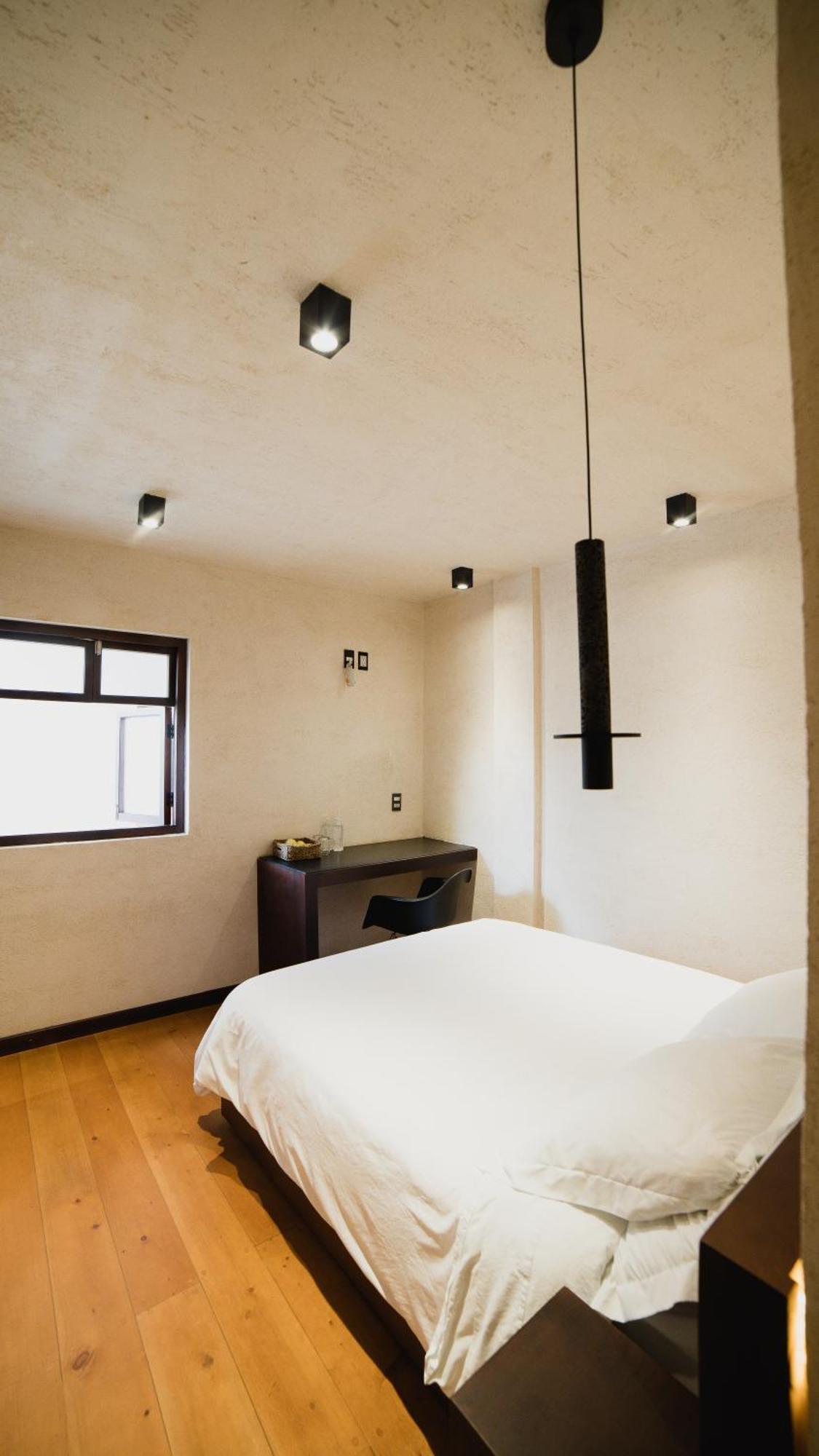 Hostal Puerta Vieja