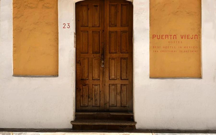 Puerta Vieja Hostal